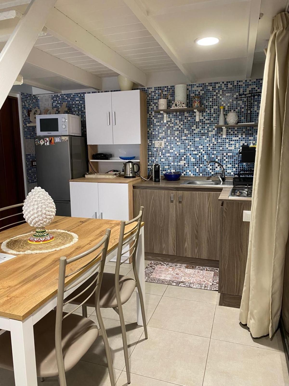 La Dimora Del Viaggiatore Luxury Apartments Mazara del Vallo Luaran gambar